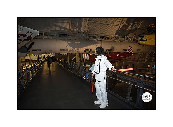 0163__12-3-22__Event_Verisign-Holiday-Party-Udvar-Hazy-Center-EventPhotojournalism-event-photographers-Virginia
