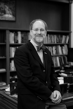 12612-19-24_USGS_David-Applegate-Professional-Headshot-Photographers-EventPhotojournalism-photography