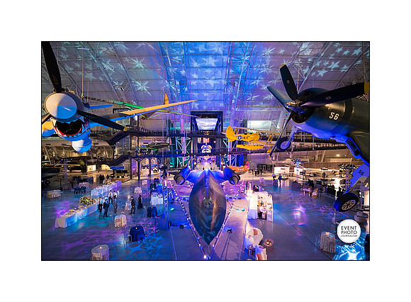 0100__12-3-22__Event_Verisign-Holiday-Party-Udvar-Hazy-Center-EventPhotojournalism-event-photographers-Virginia