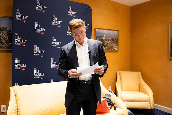 0378_5-1-24_HILL-and-Valley-US-Capitol-Eventphotojournalism-event-Photographers