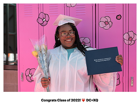 0211__8-12-22_Rainbow-Graduation-Class-2022_XQ