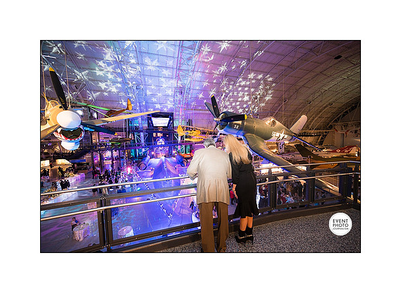 0353__12-3-22__Event_Verisign-Holiday-Party-Udvar-Hazy-Center-EventPhotojournalism-event-photographers-Virginia
