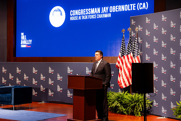 0141_5-1-24_HILL-and-Valley-US-Capitol-Eventphotojournalism-event-Photographers