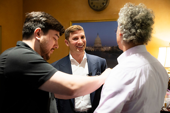 0376_5-1-24_HILL-and-Valley-US-Capitol-Eventphotojournalism-event-Photographers