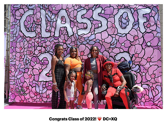 0270__8-12-22_Rainbow-Graduation-Class-2022_XQ