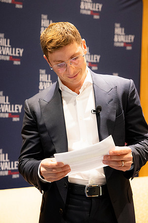 0379_5-1-24_HILL-and-Valley-US-Capitol-Eventphotojournalism-event-Photographers