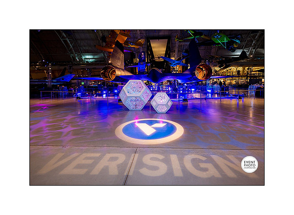 0121__12-3-22__Event_Verisign-Holiday-Party-Udvar-Hazy-Center-EventPhotojournalism-event-photographers-Virginia