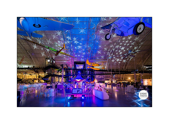 0035__12-3-22__Event_Verisign-Holiday-Party-Udvar-Hazy-Center-EventPhotojournalism-event-photographers-Virginia