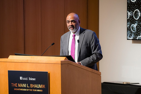 0165__6-5-25_AAAS-2025-Mani-L-Bhaumik-Breakthough-Award-Washington-DC-Event-Photojournalism-photography