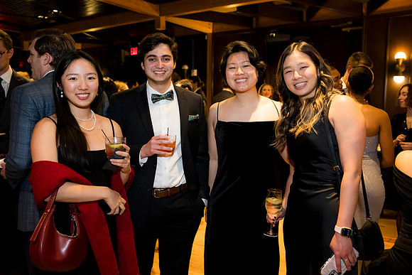 0211__12-13-24_Bain-Company-Holiday-Party-District-Winery-EventPhotojournalism-photography