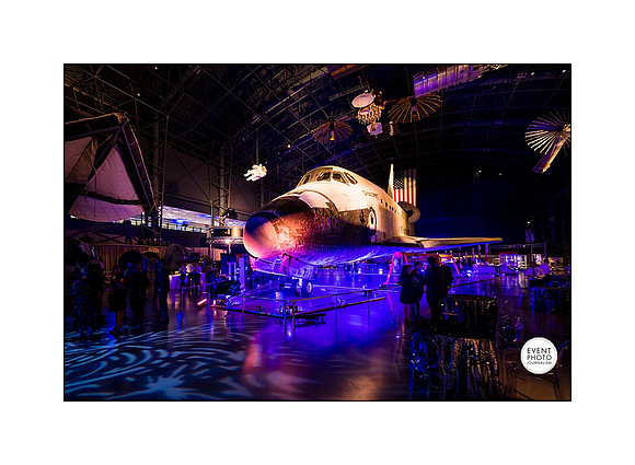 0250__12-3-22__Event_Verisign-Holiday-Party-Udvar-Hazy-Center-EventPhotojournalism-event-photographers-Virginia
