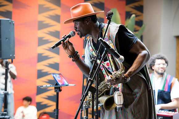 0369H_3-29-25_Smithsonian-Museum-of-African-Art-Cheikh-Ibra-Fam-Concert-Event-Photojournalism