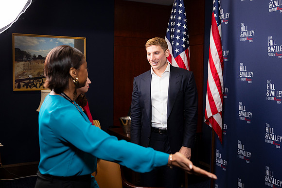 0341_5-1-24_HILL-and-Valley-US-Capitol-Eventphotojournalism-event-Photographers