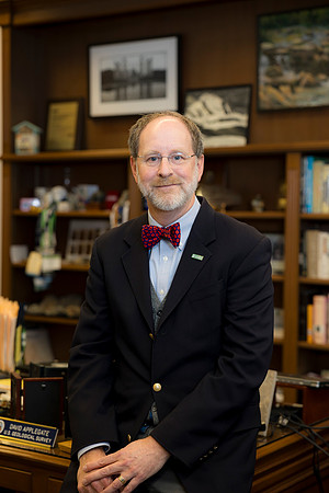 8312-19-24_USGS_David-Applegate-Professional-Headshot-Photographers-EventPhotojournalism-photography