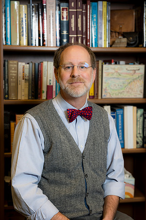 1712-19-24_USGS_David-Applegate-Professional-Headshot-Photographers-EventPhotojournalism-photography