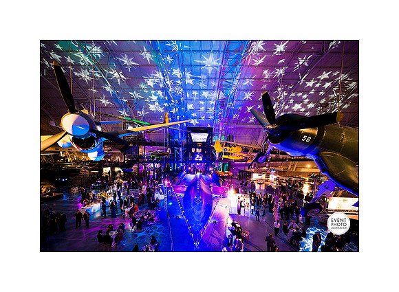 0227__12-3-22__Event_Verisign-Holiday-Party-Udvar-Hazy-Center-EventPhotojournalism-event-photographers-Virginia