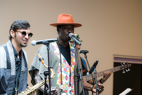 0098H_3-29-25_Smithsonian-Museum-of-African-Art-Cheikh-Ibra-Fam-Concert-Event-Photojournalism