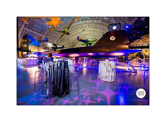 0064__12-3-22__Event_Verisign-Holiday-Party-Udvar-Hazy-Center-EventPhotojournalism-event-photographers-Virginia