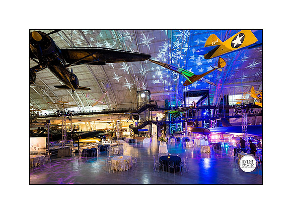 0079__12-3-22__Event_Verisign-Holiday-Party-Udvar-Hazy-Center-EventPhotojournalism-event-photographers-Virginia
