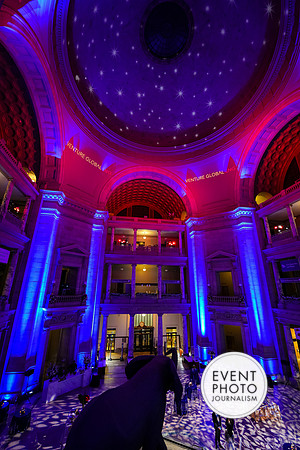 0162__12-8-22_Venture-Global-Holiday-Party-National-Museum-of-Natural-History-Washington-DC-EventPhotojournalism-event-photographers